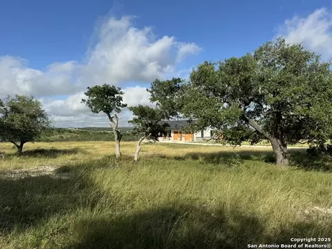 729 Skyline Dr, Blanco, TX 78606 photo 1
