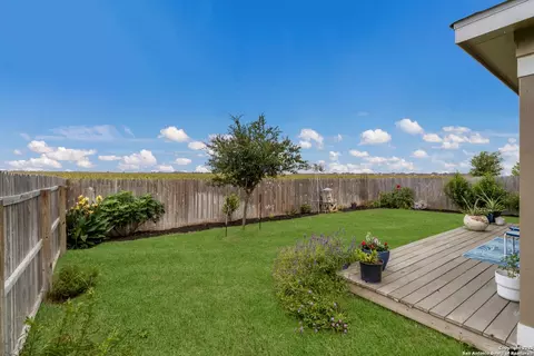 337 Cordova Xing, Seguin, TX 78155