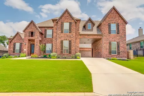 531 Lilly Blf, Castroville, TX 78009