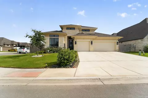 1701 Field Brk, Seguin, TX 78155