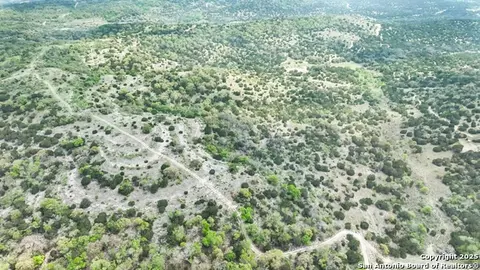 830 Dunners Mountain Dr, Sisterdale, TX 78006