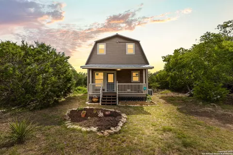 1698 Sorrel Crk, Canyon Lake, TX 78133