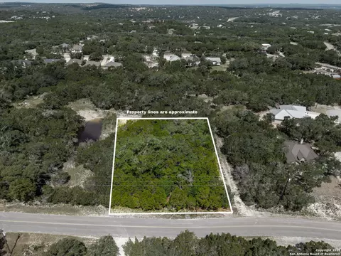 581 Gallagher, Canyon Lake, TX 78133