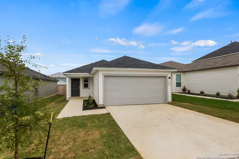 14438 Ribbon Tail, Elmendorf, TX 78112
