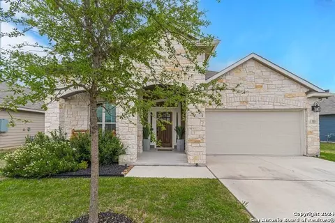313 N Kowald Ln, New Braunfels, TX 78130
