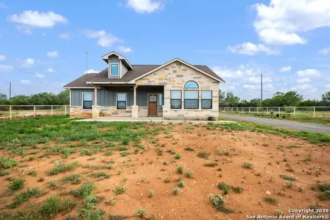 7306 Tiff Nicole, Von Ormy, TX 78073