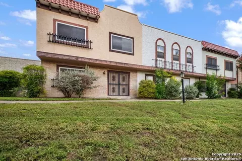 6659 Crown Rdg #6659, San Antonio, TX 78239