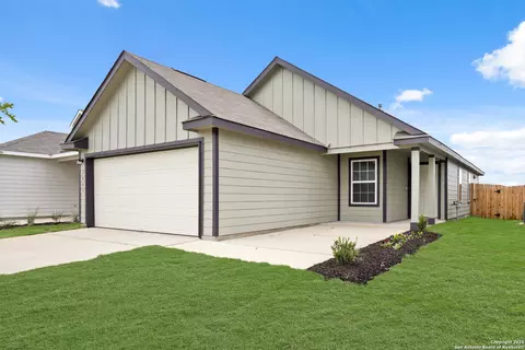 2043 Olivia Dr, New Braunfels, TX 78130