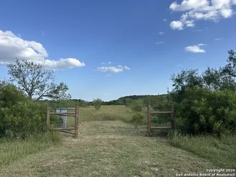 Tract 59 Fm 470, Tarpley, TX 78883