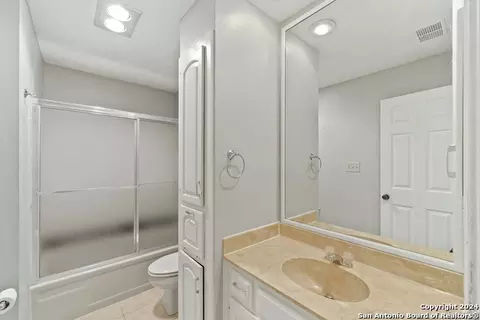Bath - 11843 Braesview #2311, San Antonio, TX 78213 photo 1 of 1