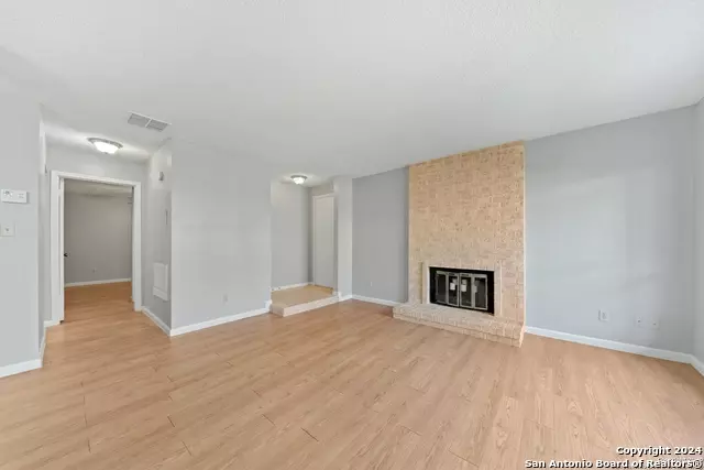 Living - 11843 Braesview #2311, San Antonio, TX 78213 photo 3 of 4