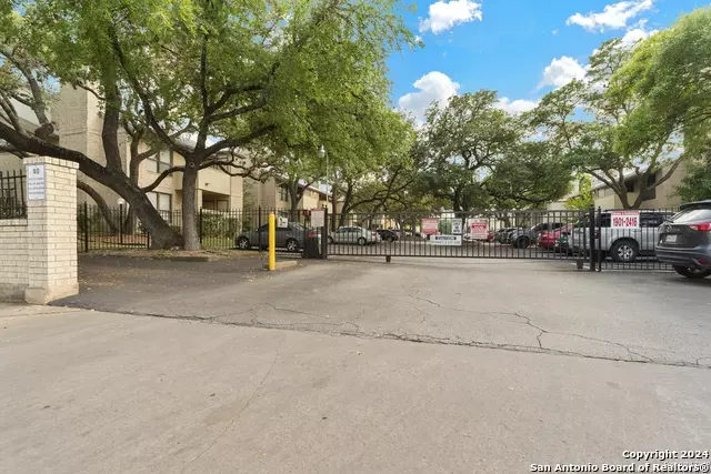 Exterior - 11843 Braesview #2311, San Antonio, TX 78213 photo 4 of 9