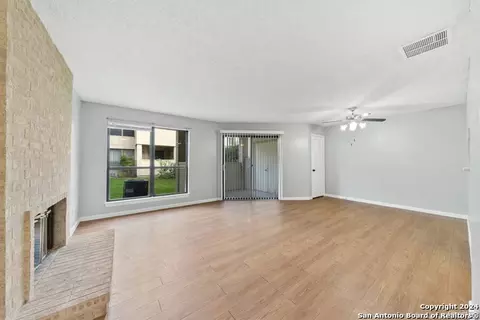 Living - 11843 Braesview #2311, San Antonio, TX 78213 photo 1 of 4