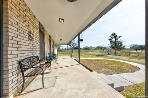 200 Brisco, Marion, TX 78124