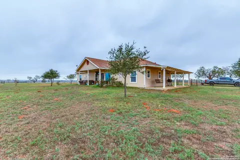2217 County Road 412, Stockdale, TX 78160