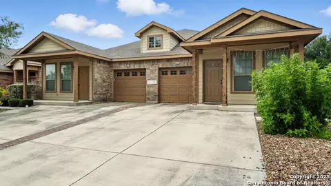 557 Creekside, New Braunfels, TX 78130