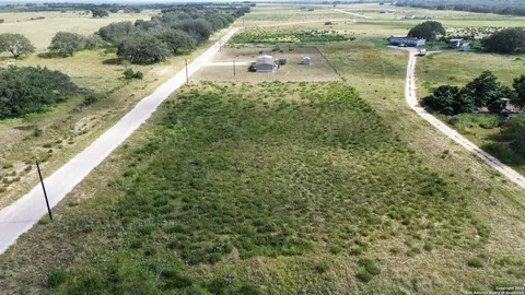 949 Cr 777 #LOT 5, Devine, TX 78016 photo 7