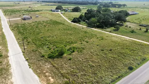 949 Cr 777 #LOT 5, Devine, TX 78016 photo 2