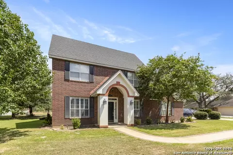 1732 Continental, Pleasanton, TX 78064