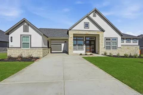 210 Landon Path, Castroville, TX 78009