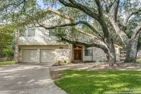 2634 Crow Vly, San Antonio, TX 78232