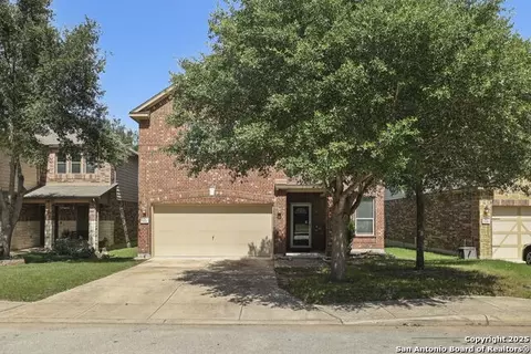922 Spello Cir, San Antonio, TX 78253