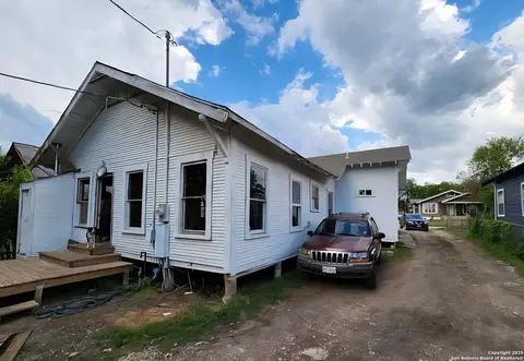 534 Kayton, San Antonio, TX 78210