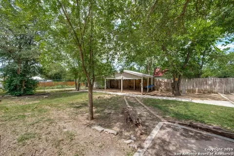 622 Nolan, San Antonio, TX 78202