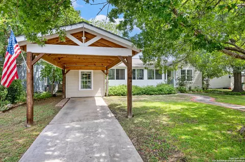 131 Larchmont, San Antonio, TX 78209