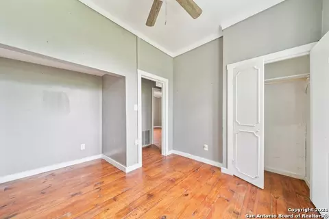 Bedroom - 897 Zig Zag, Devine, TX 78016 photo 1 of 5