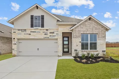 2723 Alster St, New Braunfels, TX 78130