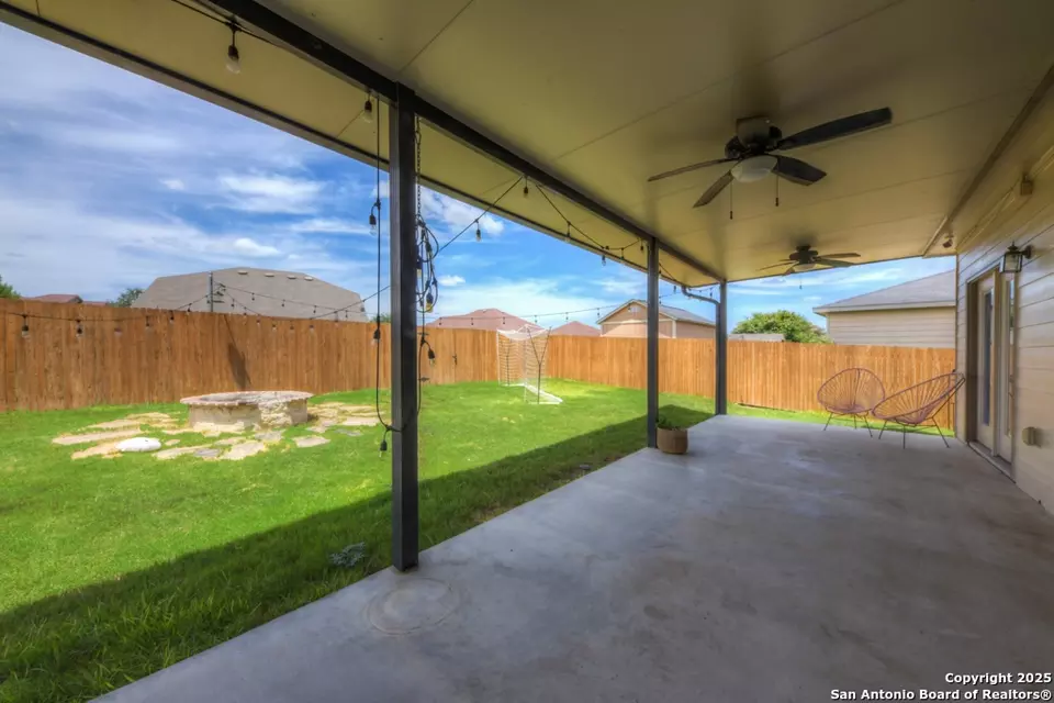 Exterior - 1425 Jordan Xing, New Braunfels, TX 78130 photo 8 of 9