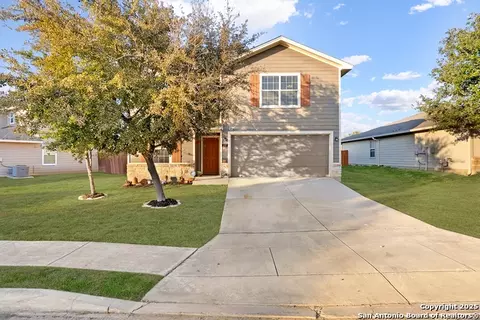 807 Six Iron, San Antonio, TX 78221