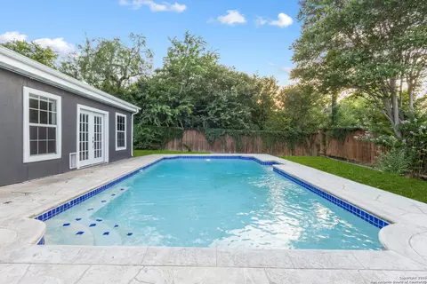 929 Morningside, Terrell Hills, TX 78209