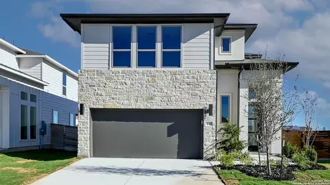 441 Constance Dr, New Braunfels, TX 78130