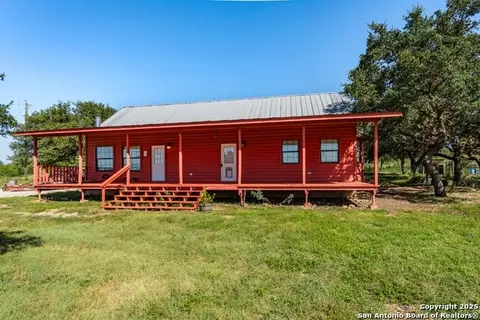 11234 Hwy 187 N, Utopia, TX 78884