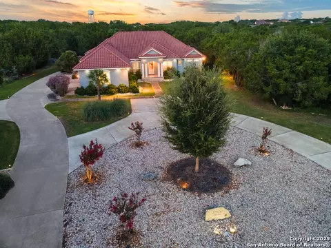 27906 Bogen, New Braunfels, TX 78132