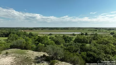1543 Cr 215, Bertram, TX 78605
