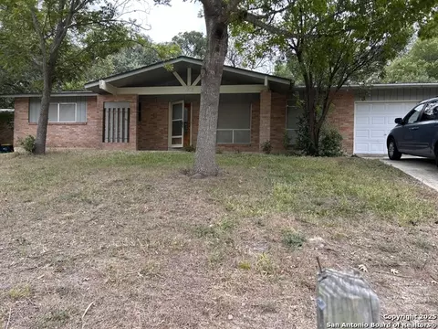 1283 N Cibolo Trl, Universal City, TX 78148