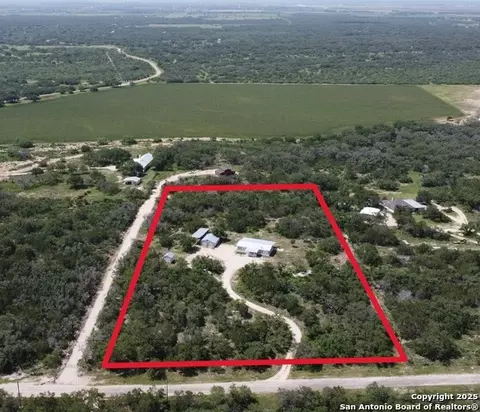 233 County Road 340, Hondo, TX 78861