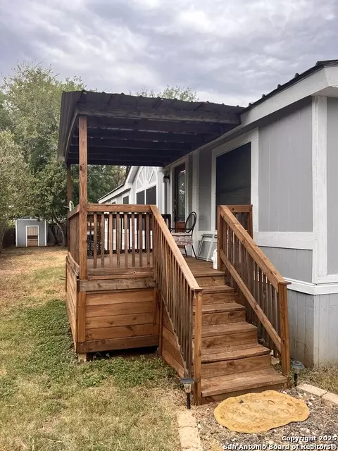7614 Von Ormy, Von Ormy, TX 78073 photo 26