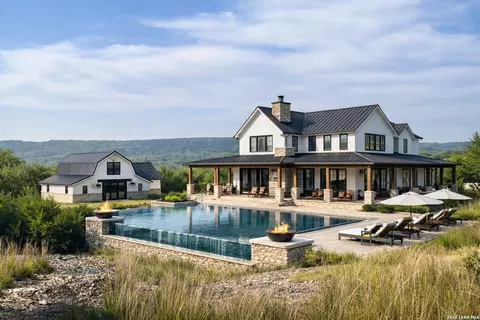 118 Coleman, Boerne, TX 78006
