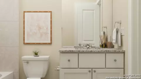 Bath - 5522 Wilder St, New Braunfels, TX 78132 photo 1 of 3