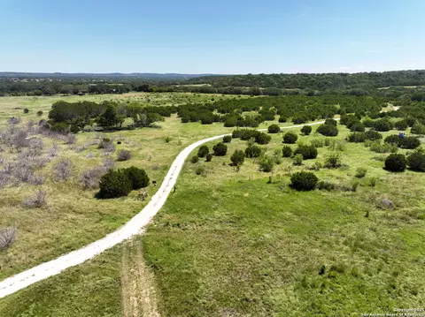 1448 Crabapple Rd, Blanco, TX 78606