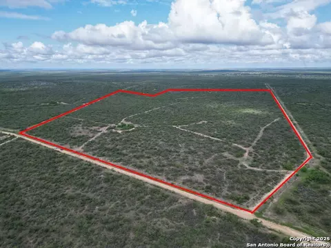 3 N Private Rd 9007, Brackettville, TX 78832