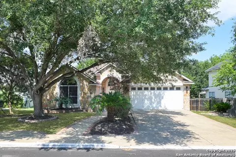 2155 N Ranch Ests, New Braunfels, TX 78130