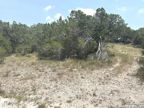 16 Contour Dr, Spring Branch, TX 78070