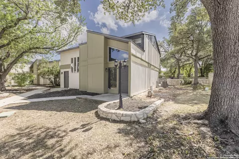 100 Lorenz #101, San Antonio, TX 78209