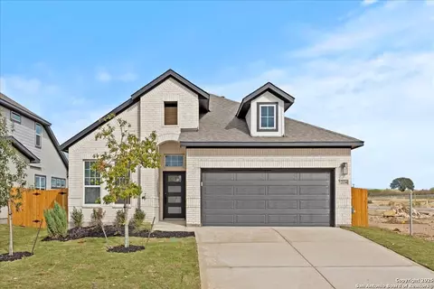 2134 Shepards St, Seguin, TX 78155