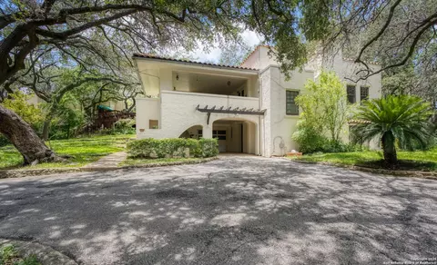 5351 Fredericksburg, San Antonio, TX 78229